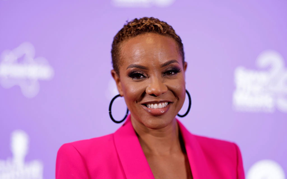 MC Lyte Talks to BSU Graduates