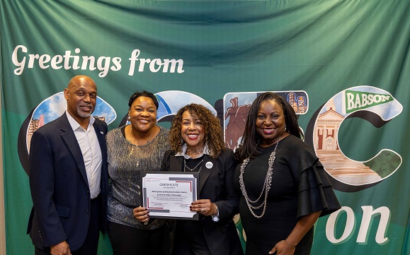 Entrepreneurship Innovation Center Receives Top Award