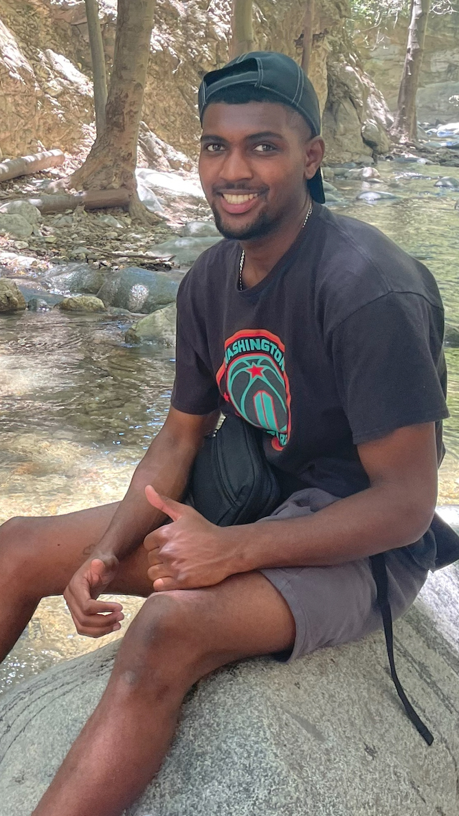 Sean Henderson Photo